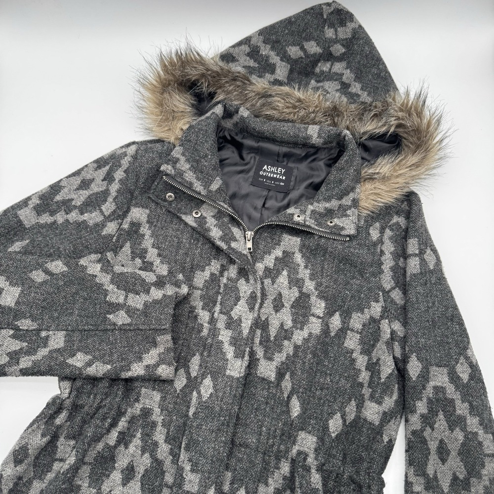 Ashley Outerwear‎ Jacket Womens Small Black Brown Aztec Hood Faux Fur Trim Coat